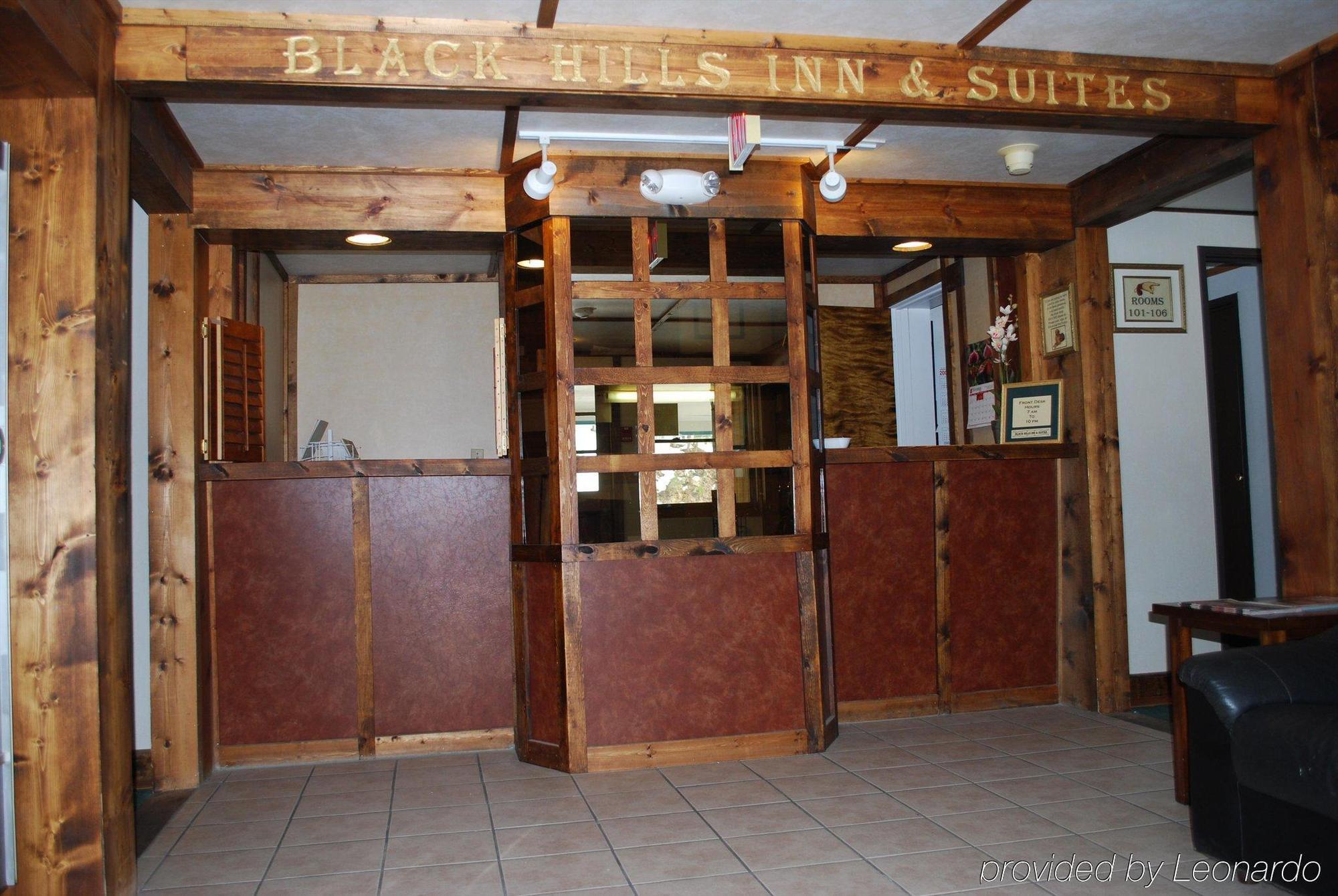 דדווד Black Hills Inn & Suites מראה פנימי תמונה